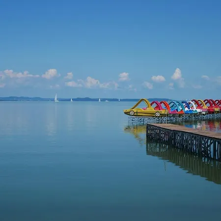 In Balatonlelle/balaton 19159 Balatonlelle