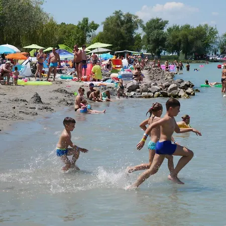 In Balatonlelle/balaton 19159